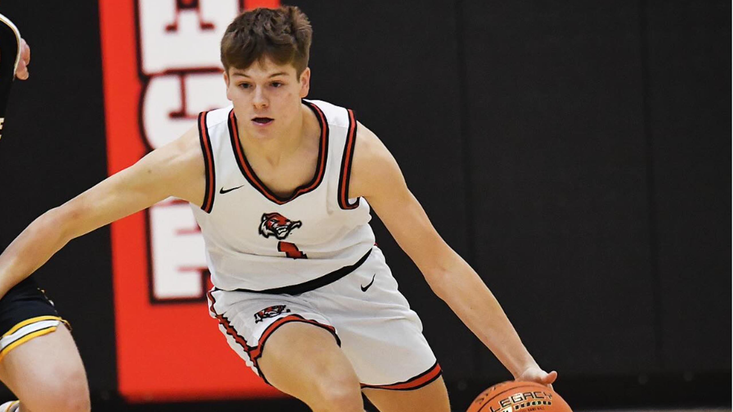 Hot Start Powers Tigers Past Comets